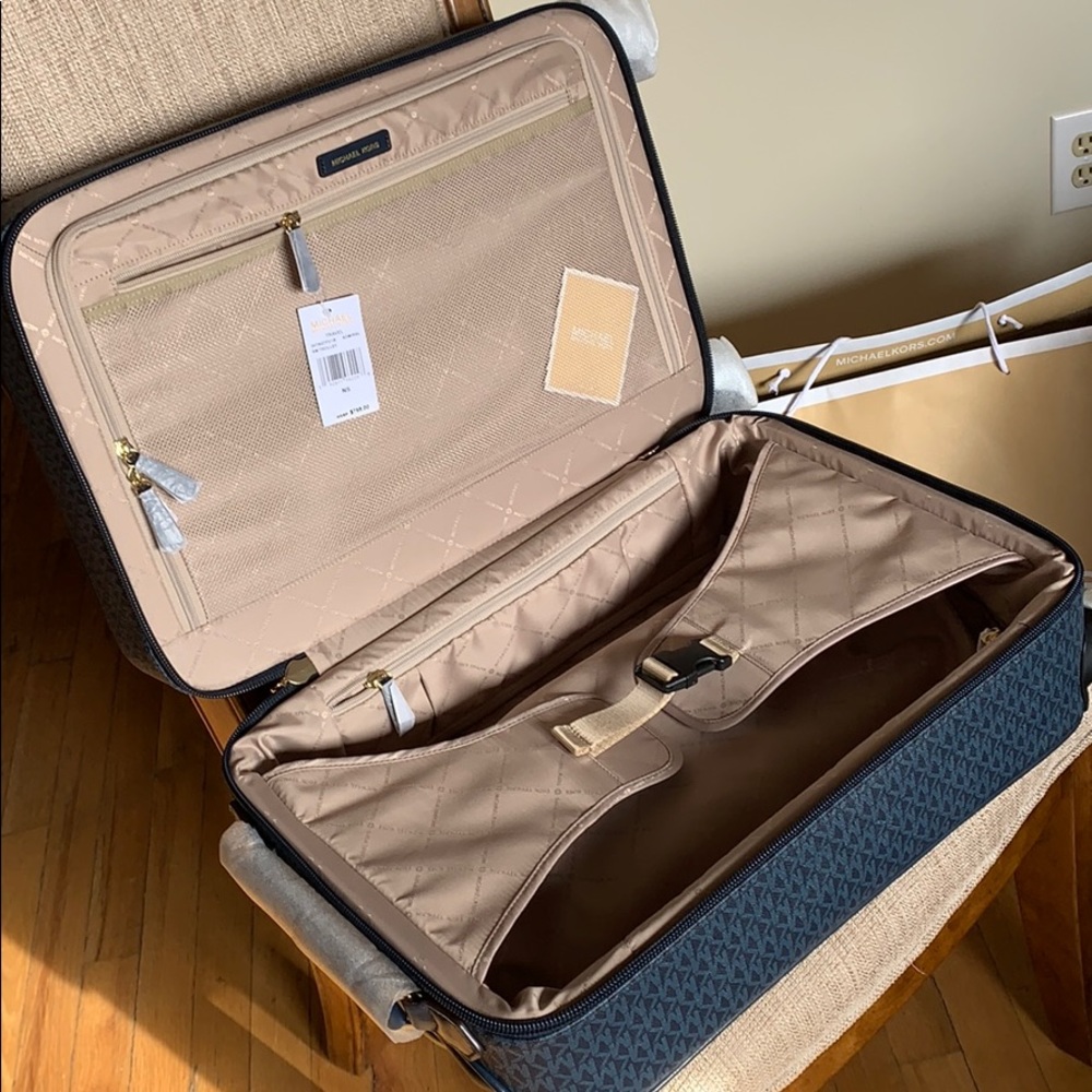 Michael Kors Carry On Luggage Trolley Navy Blue - Picture 7 of 8